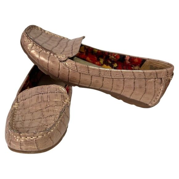 Gorgeous ANNE KLEIN Shiny rose gold CROCODILE Pattern Women Size 6M Loafers - Picture 2 of 5